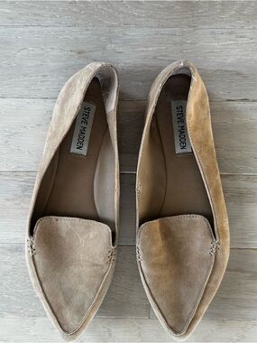 Steve Madden Taupe Suede Pointed-Toe Flats